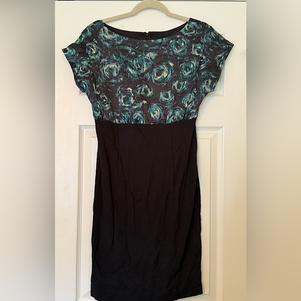 Anne Taylor Size 2 Dress